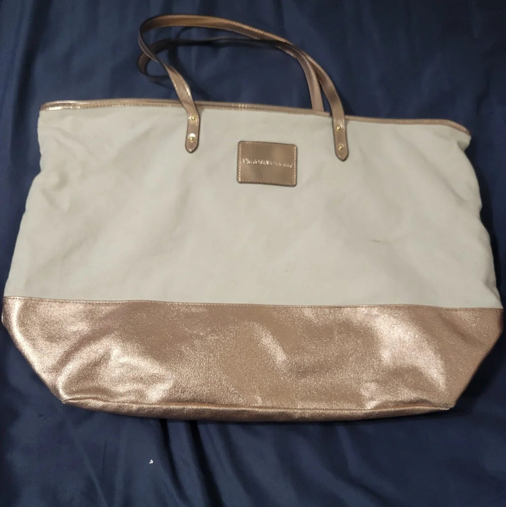 VICTORIA SECRET Zip Tote Handbag Beach Rose Gold Beige Canvas Bag